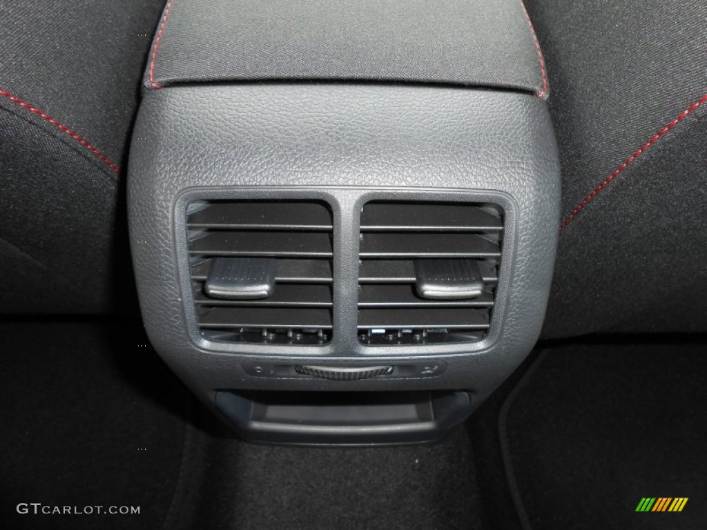 2013 GTI 4 Door - Carbon Steel Gray Metallic / Interlagos Plaid Cloth photo #20