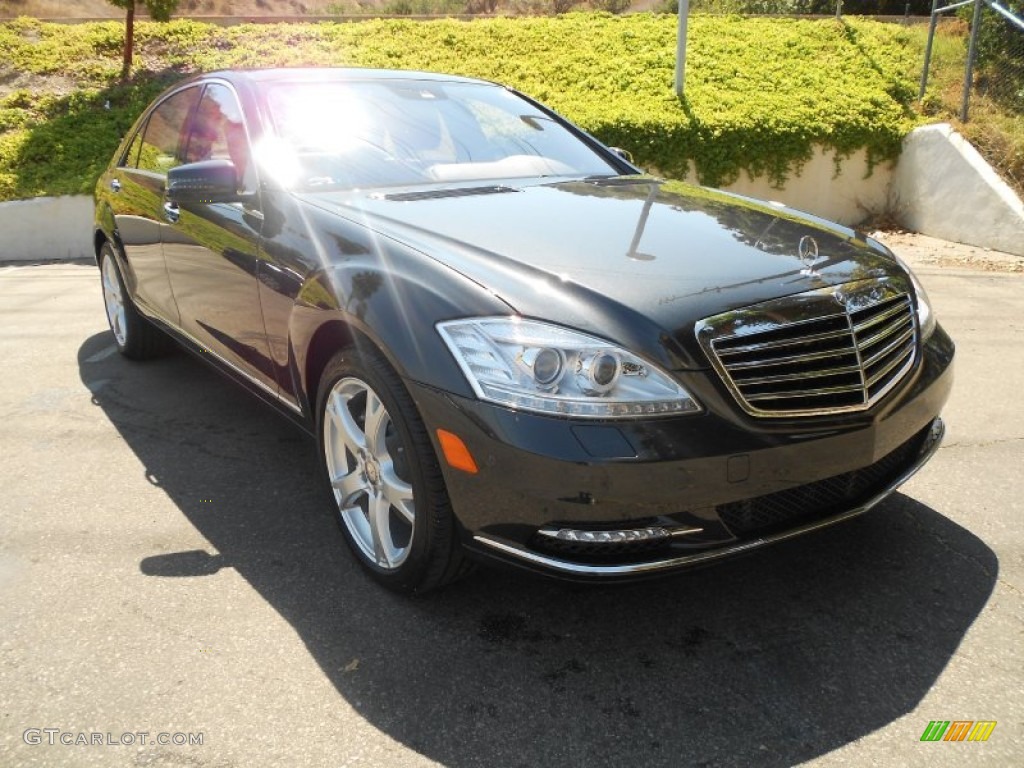 2013 S 550 Sedan - Black / Black photo #1