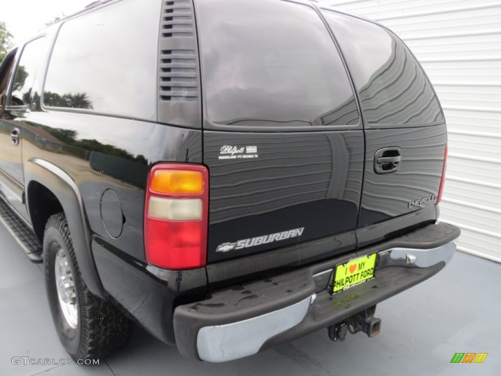 2000 Suburban 2500 LT 4x4 - Onyx Black / Medium Oak photo #21