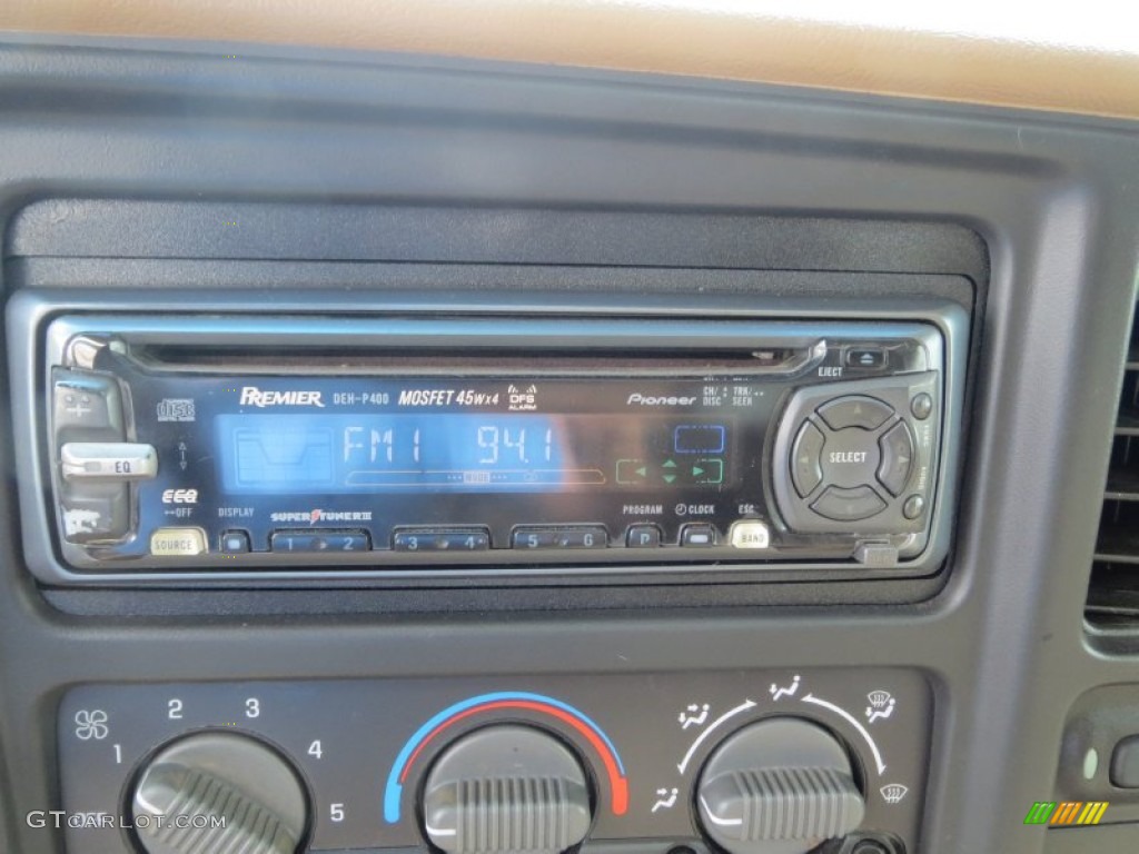 2000 Suburban 2500 LT 4x4 - Onyx Black / Medium Oak photo #45