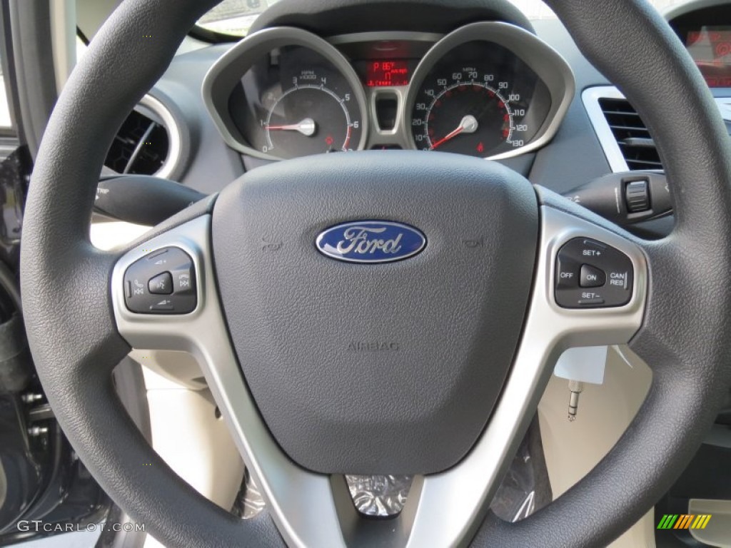2013 Ford Fiesta SE Hatchback Charcoal Black/Light Stone Steering Wheel Photo #70947847