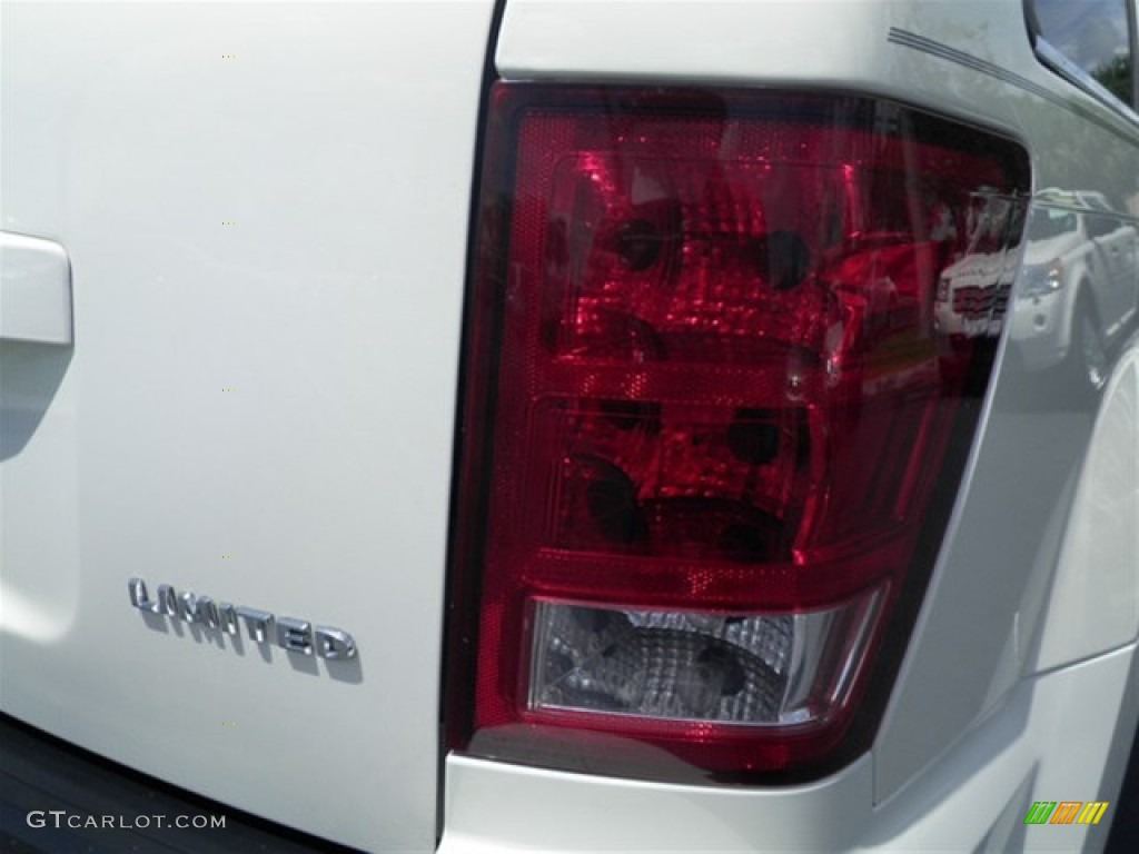 2005 Grand Cherokee Limited - Stone White / Medium Slate Gray photo #18