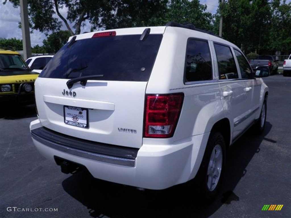 2005 Grand Cherokee Limited - Stone White / Medium Slate Gray photo #20