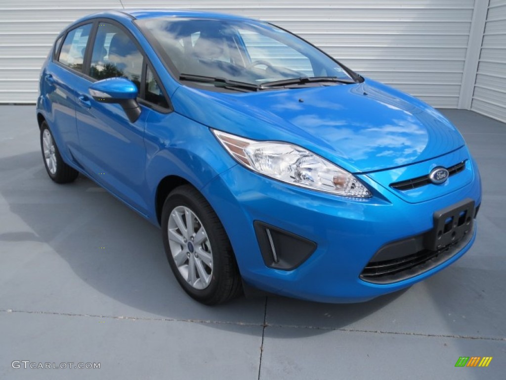 2013 Fiesta SE Hatchback - Blue Candy / Charcoal Black photo #1