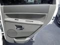 2005 Stone White Jeep Grand Cherokee Limited  photo #26