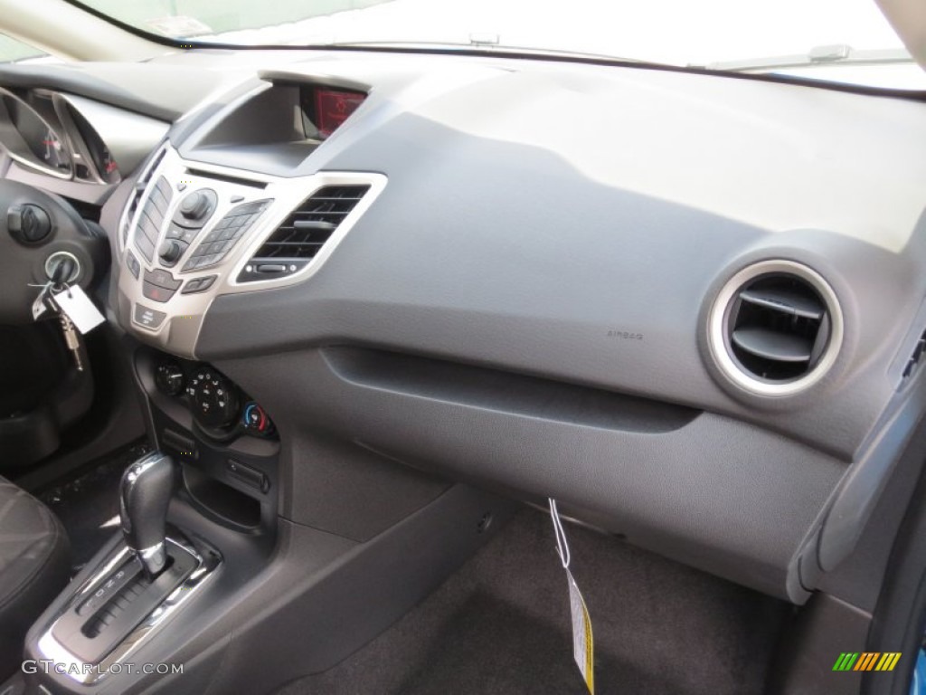 2013 Fiesta SE Hatchback - Blue Candy / Charcoal Black photo #15