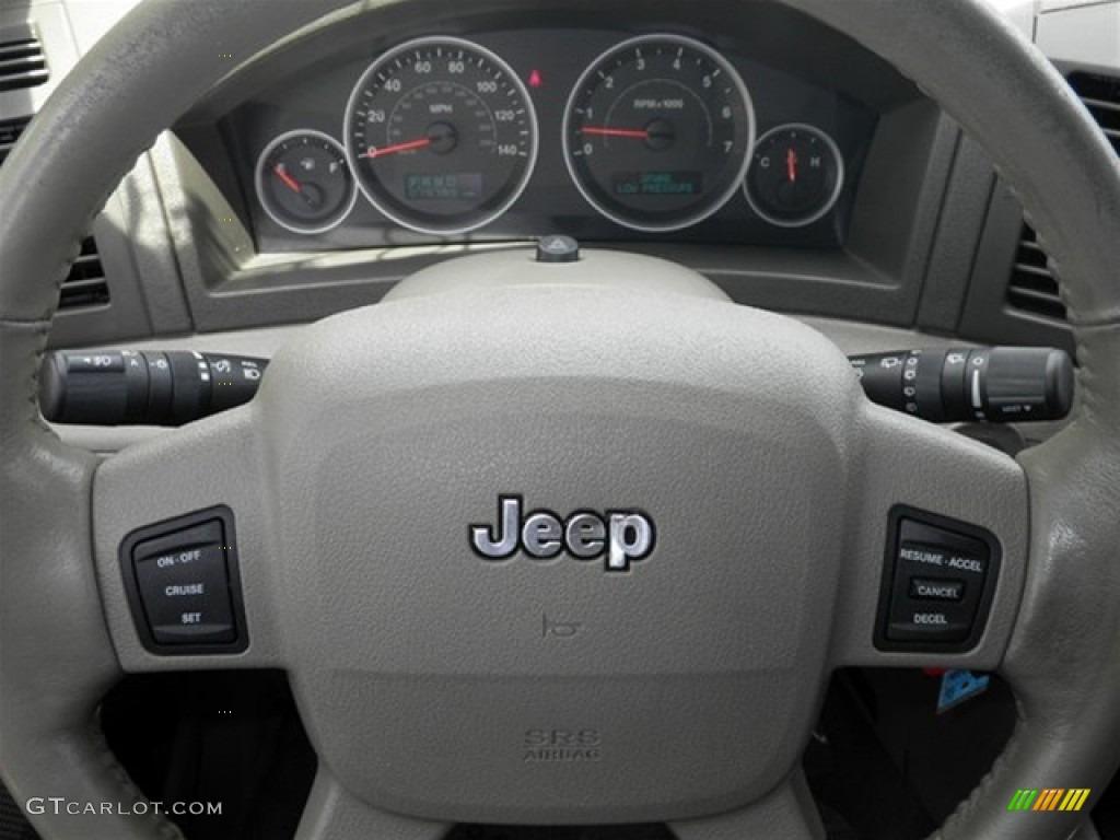 2005 Grand Cherokee Limited - Stone White / Medium Slate Gray photo #39
