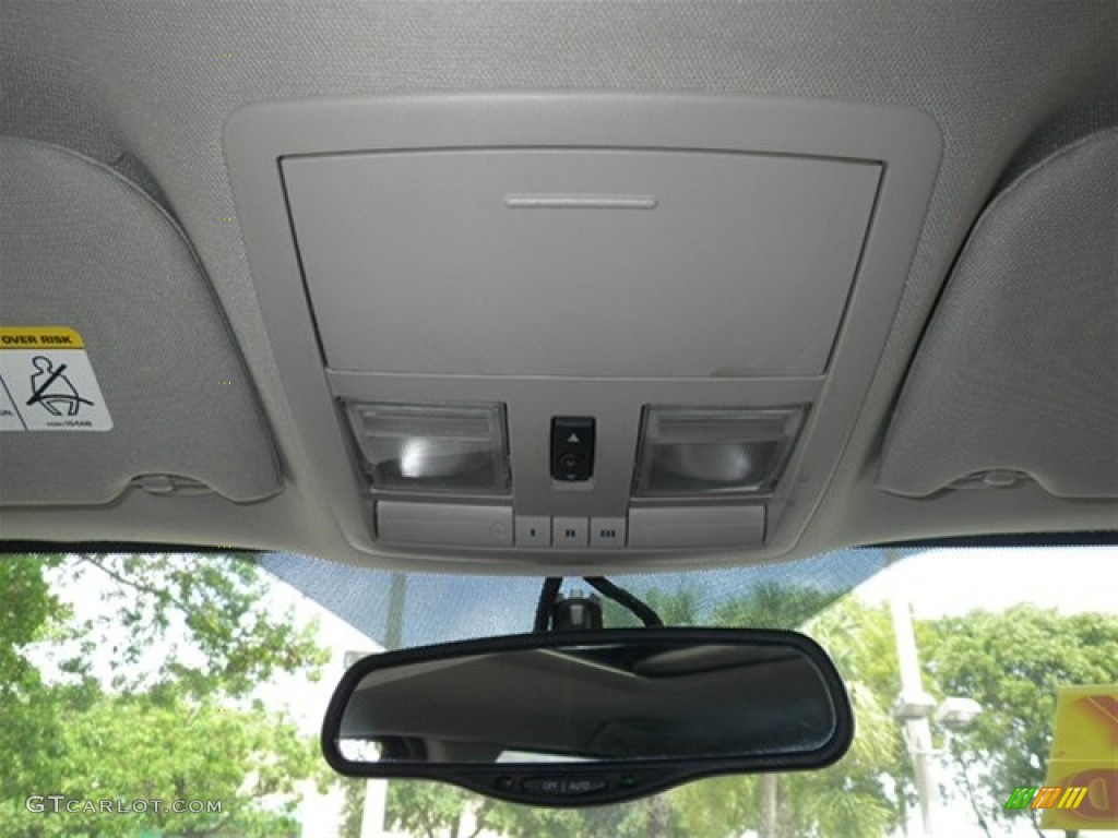 2005 Grand Cherokee Limited - Stone White / Medium Slate Gray photo #46