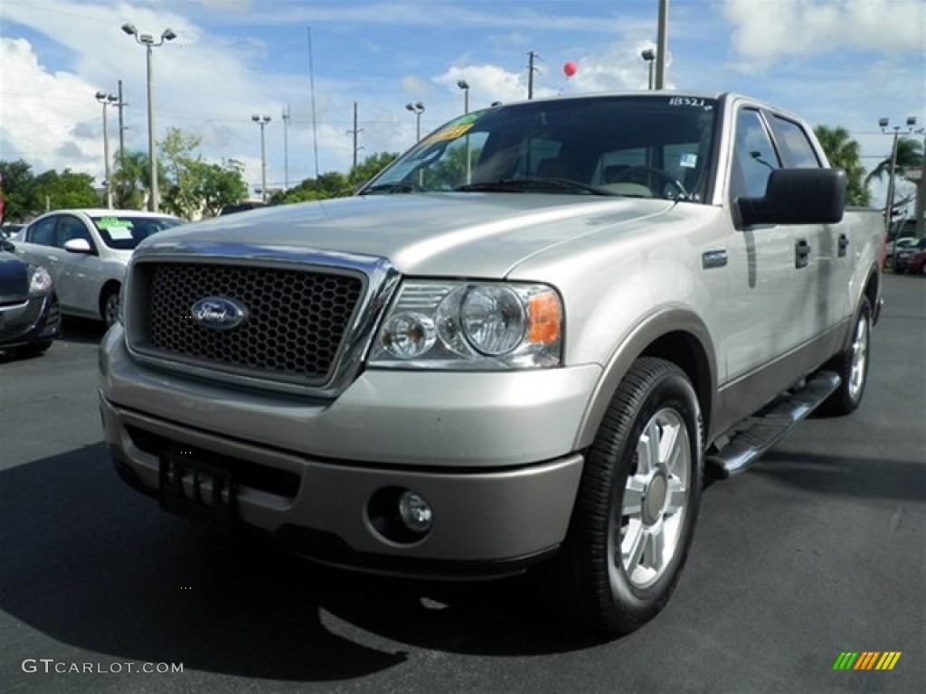 2006 F150 Lariat SuperCrew - Smokestone Metallic / Tan photo #11
