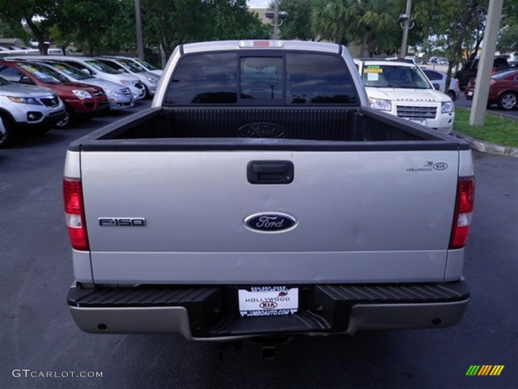 2006 F150 Lariat SuperCrew - Smokestone Metallic / Tan photo #18