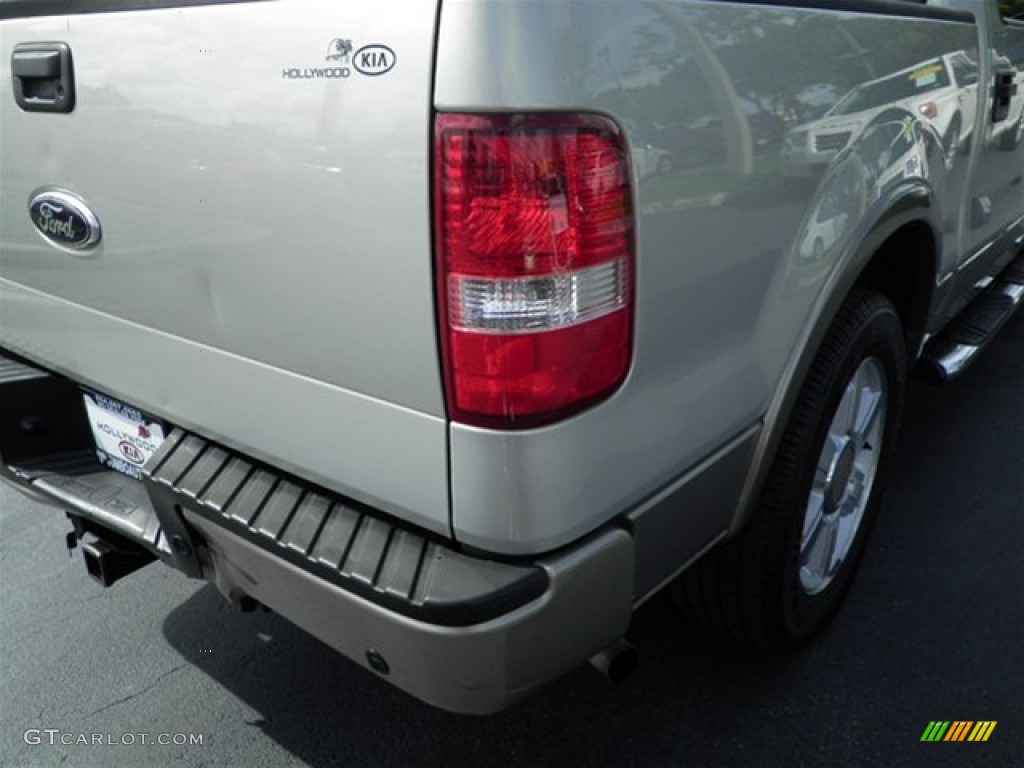 2006 F150 Lariat SuperCrew - Smokestone Metallic / Tan photo #20