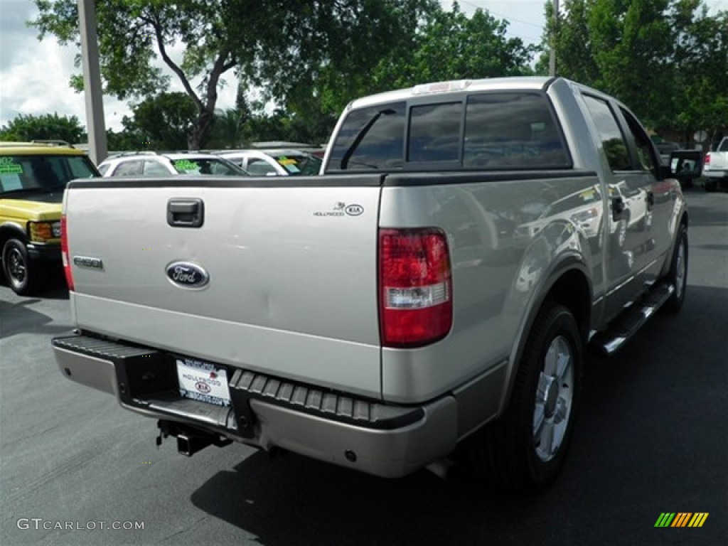 2006 F150 Lariat SuperCrew - Smokestone Metallic / Tan photo #21