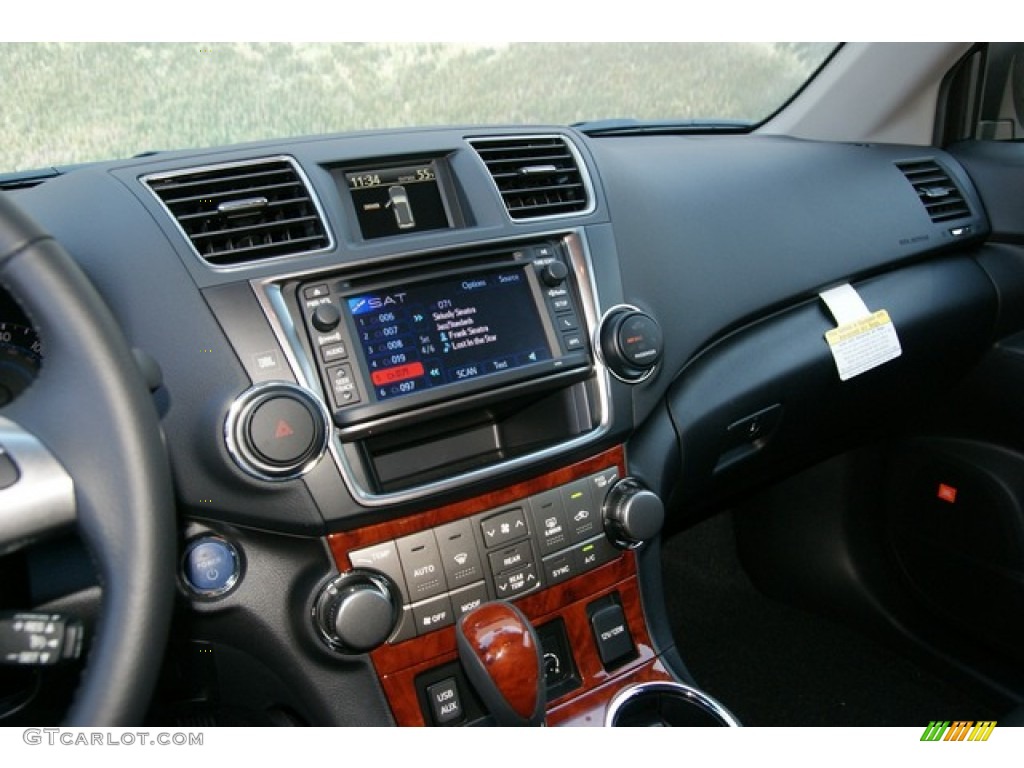 2013 Highlander Hybrid Limited 4WD - Classic Silver Metallic / Black photo #6