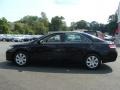 Black - Camry LE Photo No. 7