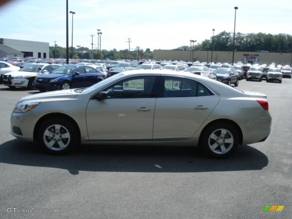 2013 Malibu LS - Champagne Silver Metallic / Jet Black/Titanium photo #5