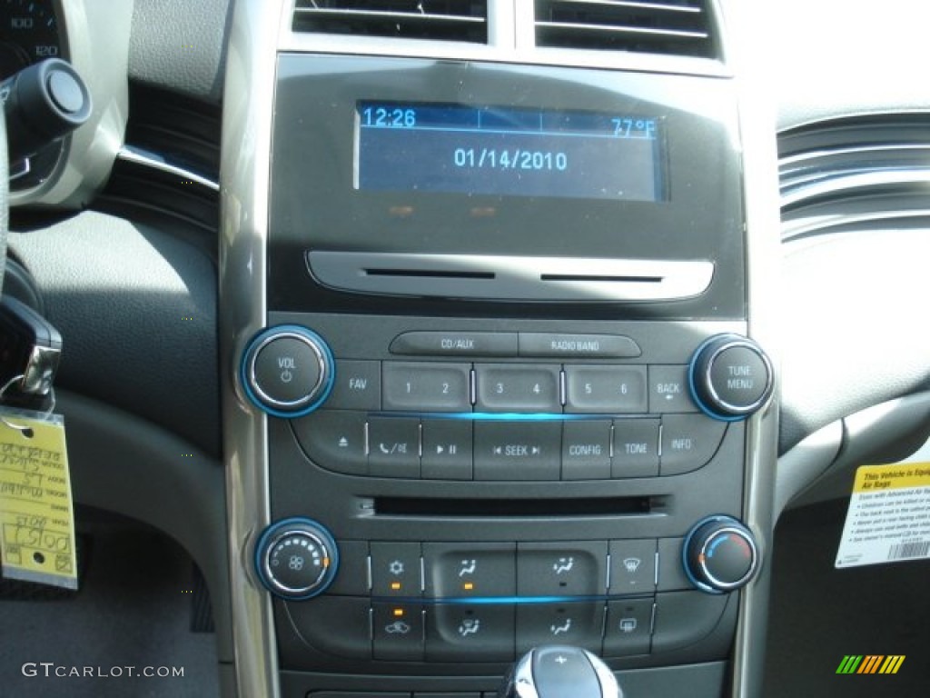 2013 Malibu LS - Champagne Silver Metallic / Jet Black/Titanium photo #16