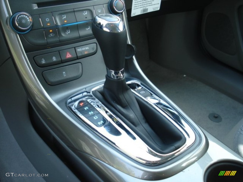 2013 Malibu LS - Champagne Silver Metallic / Jet Black/Titanium photo #17