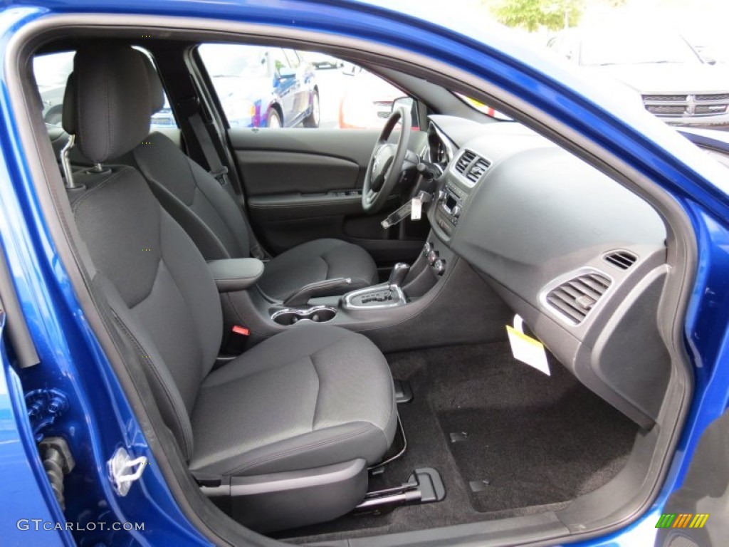 Black Interior 2013 Dodge Avenger SE V6 Photo #70958749