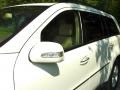 Arctic White - GL 450 4Matic Photo No. 23