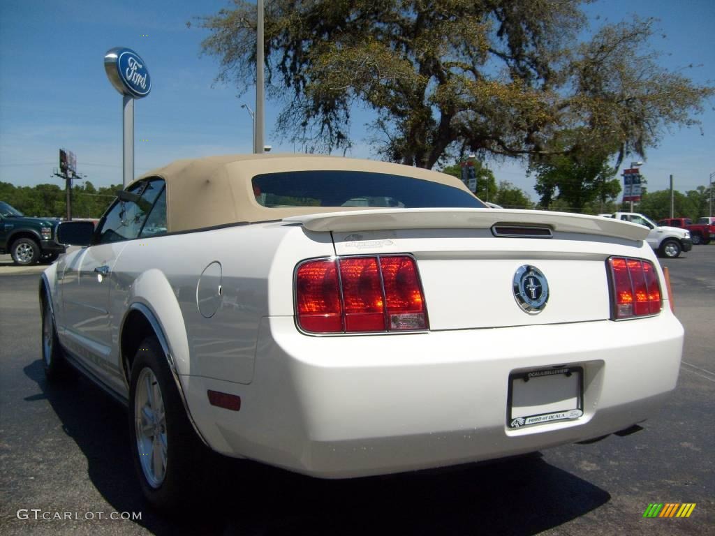2007 Mustang V6 Deluxe Convertible - Performance White / Medium Parchment photo #5