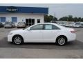 Super White - Camry XLE Photo No. 2