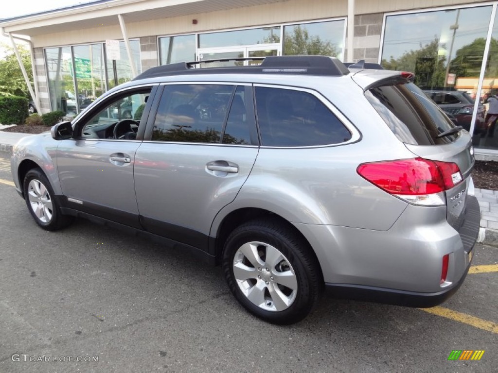 2011 Outback 3.6R Limited Wagon - Steel Silver Metallic / Off Black photo #4