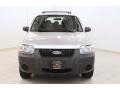 2005 Silver Metallic Ford Escape XLS 4WD  photo #2