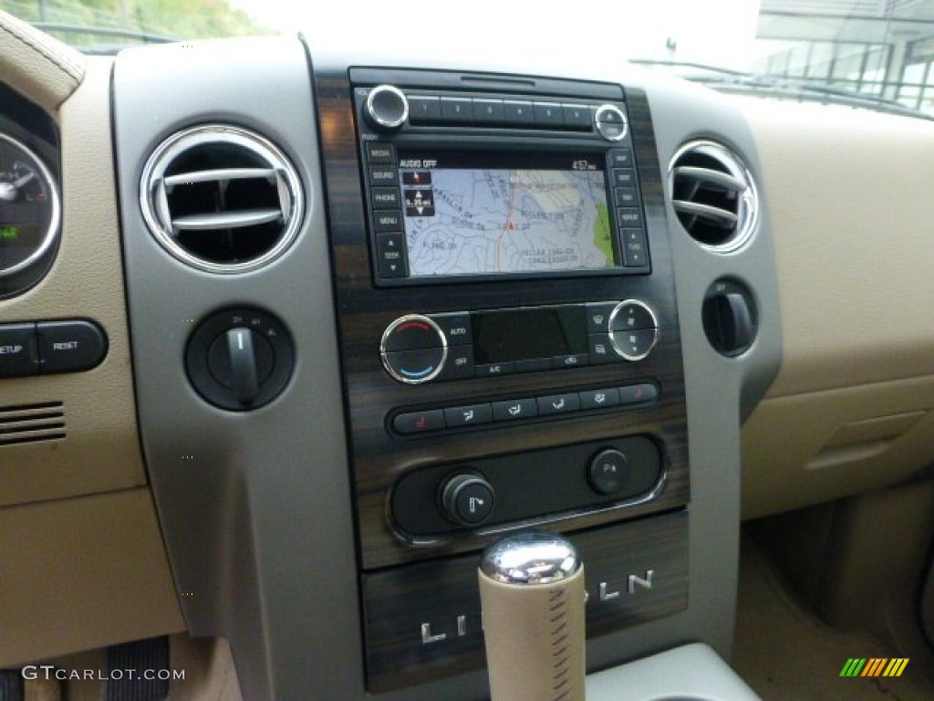2008 Lincoln Mark LT SuperCrew 4x4 Controls Photo #70963945