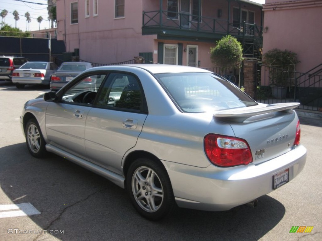 2005 Impreza 2.5 RS Sedan - Platinum Silver Metallic / Black photo #4
