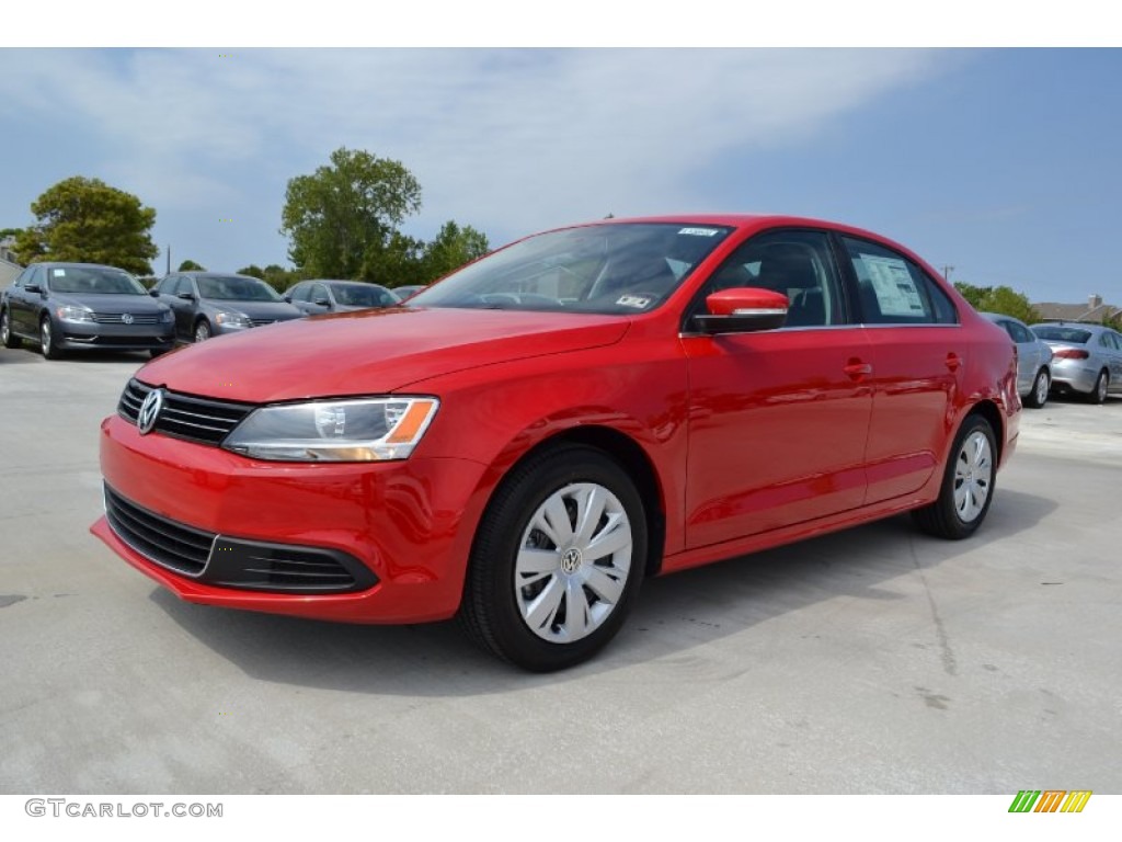 2013 Jetta SE Sedan - Tornado Red / Titan Black photo #1