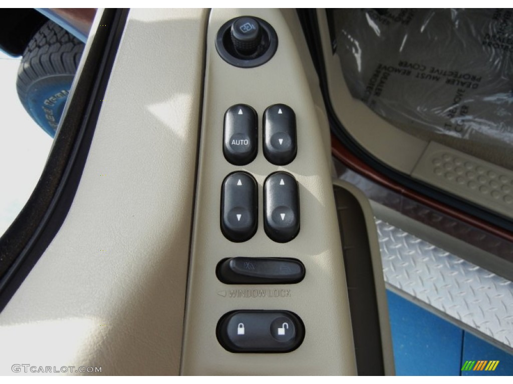 2007 Ford F350 Super Duty King Ranch Crew Cab 4x4 Dually Controls Photo #70967485