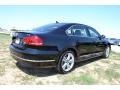 Black - Passat TDI SE Photo No. 2