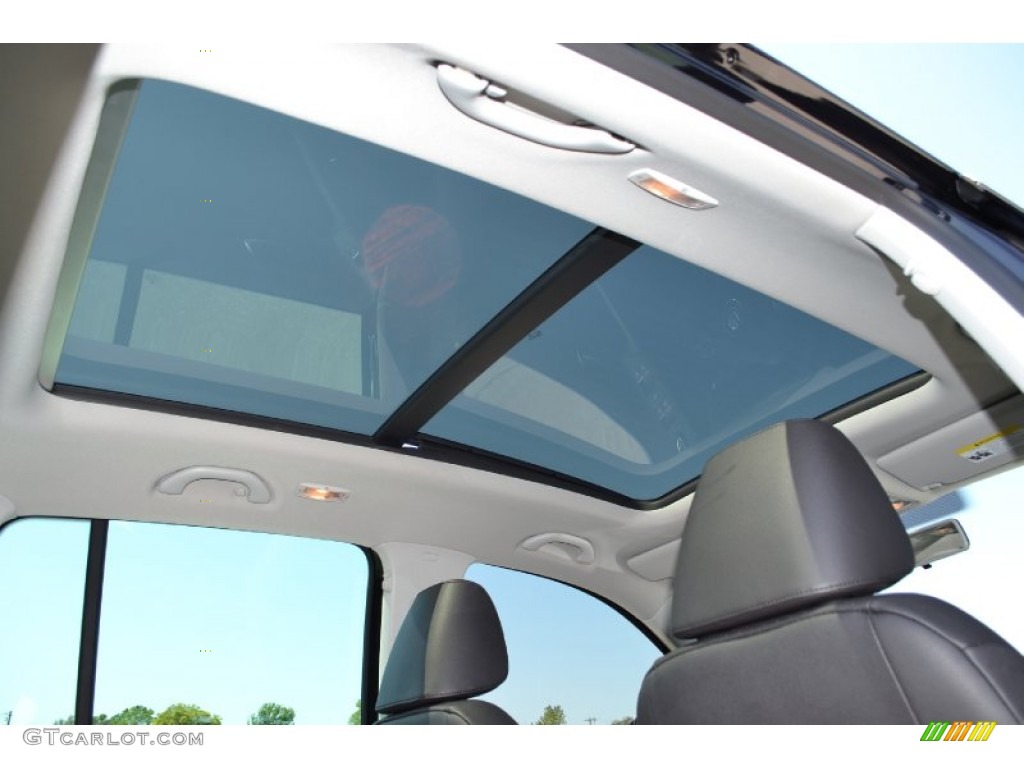 2012 Tiguan SE - Deep Black Metallic / Black photo #6