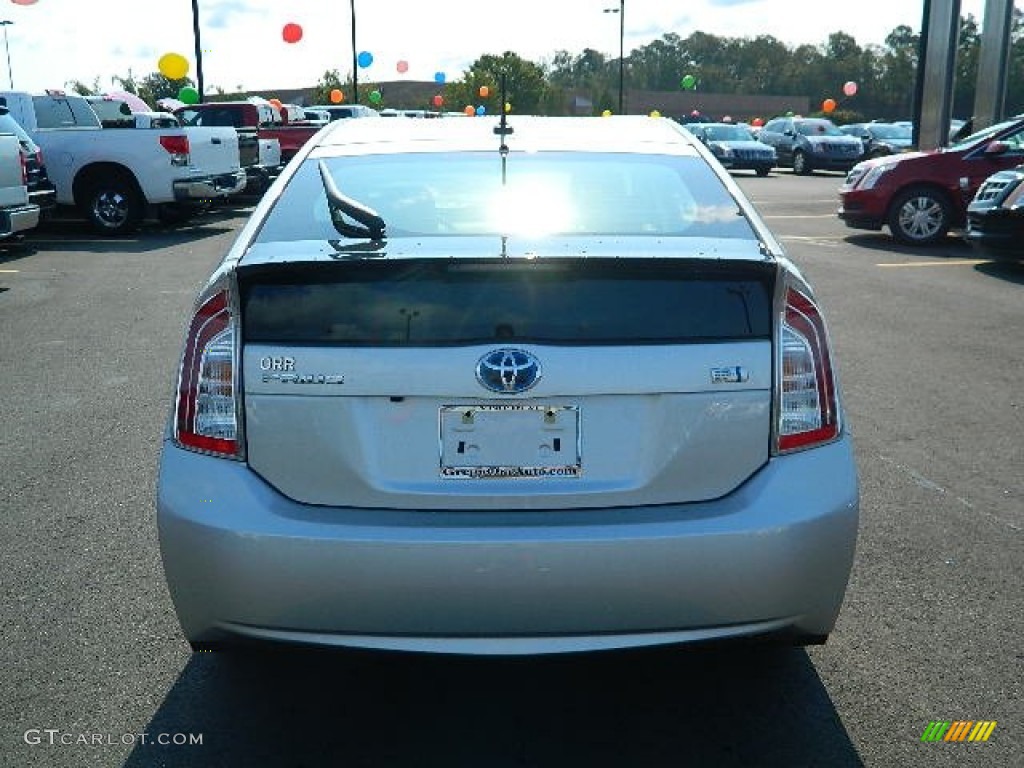 2012 Prius 3rd Gen Three Hybrid - Classic Silver Metallic / Misty Gray photo #4