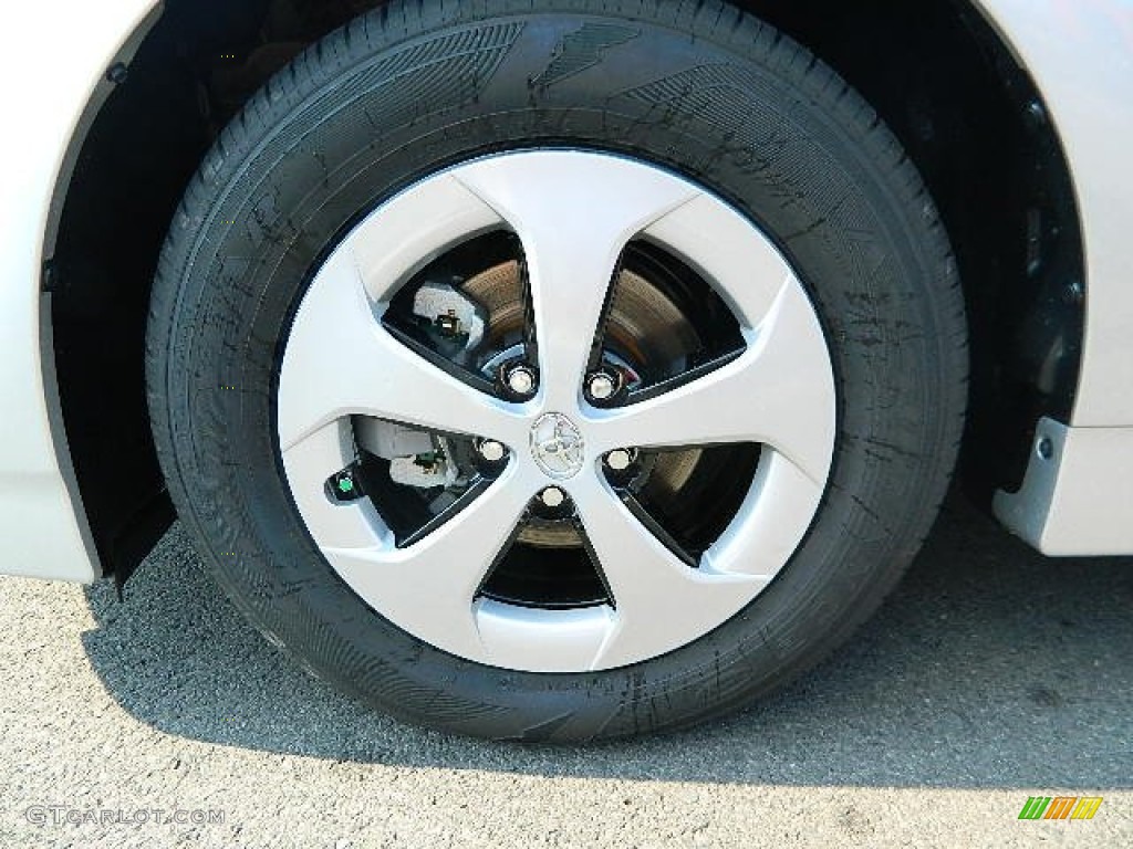 2012 Prius 3rd Gen Three Hybrid - Classic Silver Metallic / Misty Gray photo #10