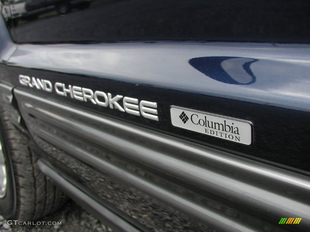 2004 Jeep Grand Cherokee Columbia Edition 4x4 Marks and Logos Photos