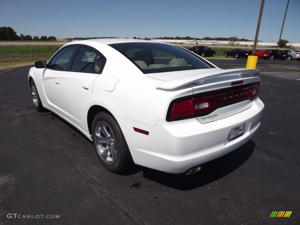 2013 Charger SE - Bright White / Black/Light Frost Beige photo #7