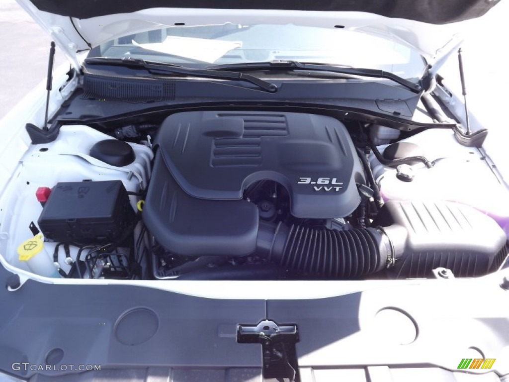 2013 Charger SE - Bright White / Black/Light Frost Beige photo #14