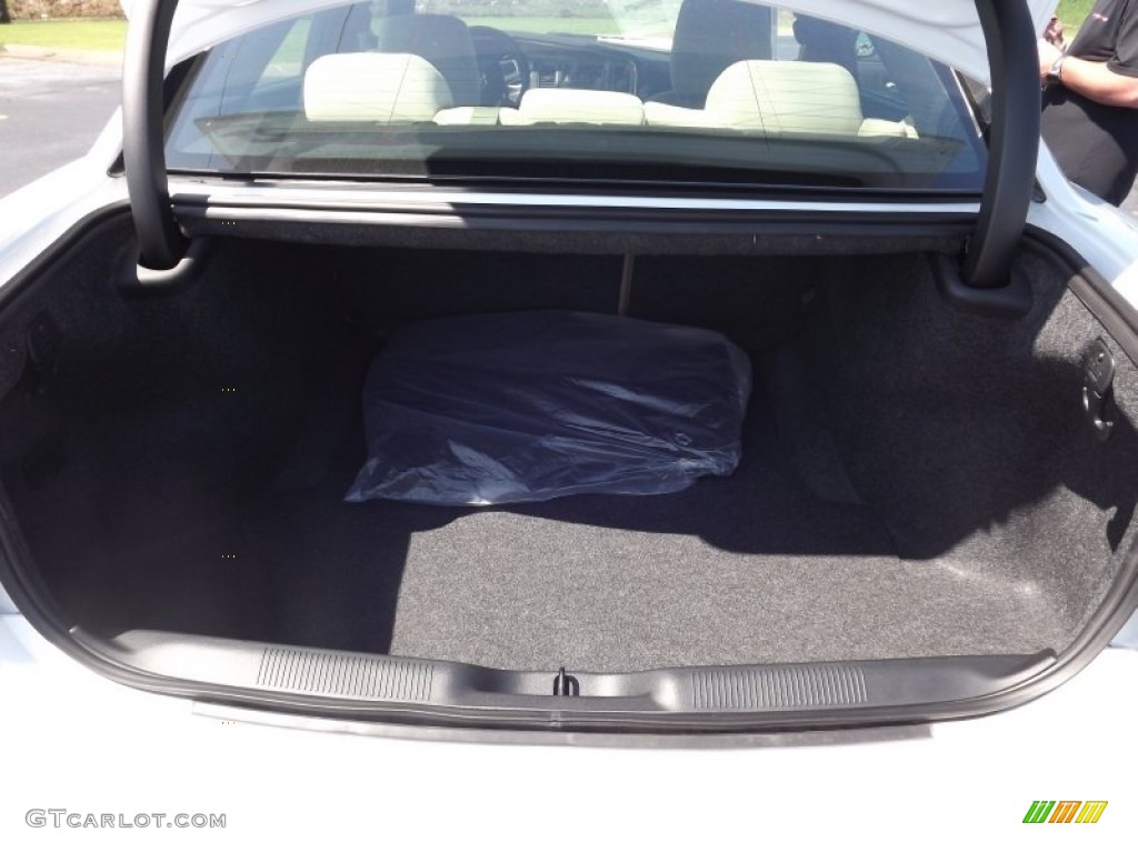 2013 Charger SE - Bright White / Black/Light Frost Beige photo #17