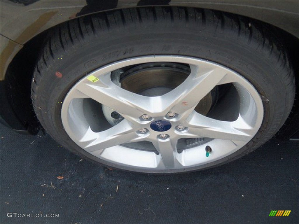 2013 Ford Focus Titanium Hatchback Wheel Photo #70978390