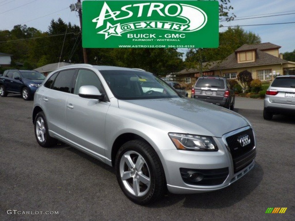 2010 Q5 3.2 quattro - Ice Silver Metallic / Black photo #1