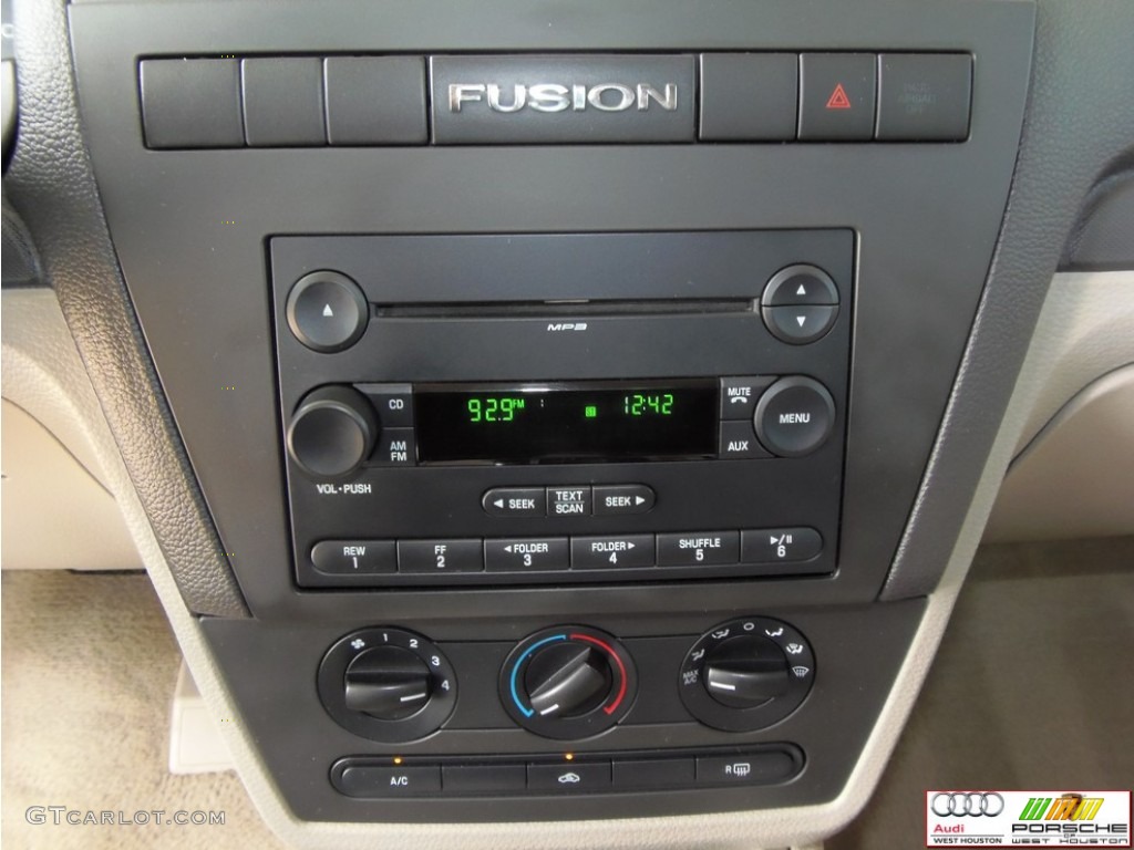 2006 Fusion S - Titanium Green Metallic / Medium Light Stone photo #10