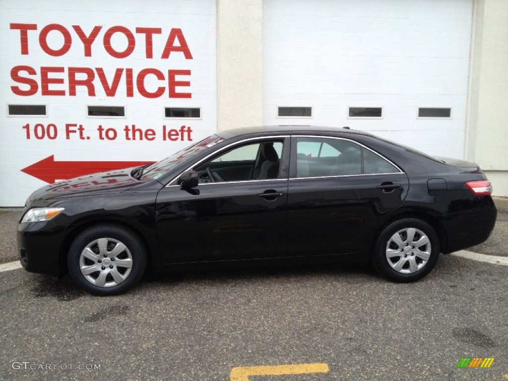 2010 Camry LE - Black / Ash Gray photo #3