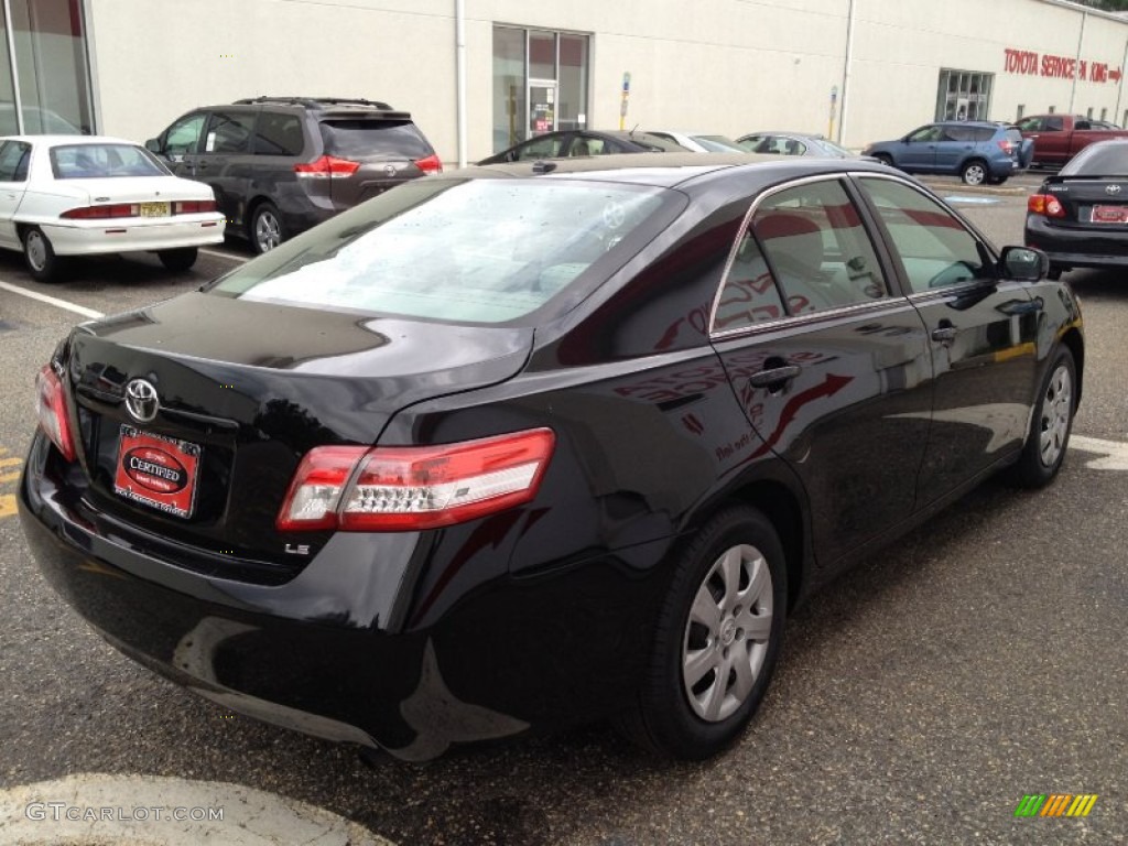 2010 Camry LE - Black / Ash Gray photo #6