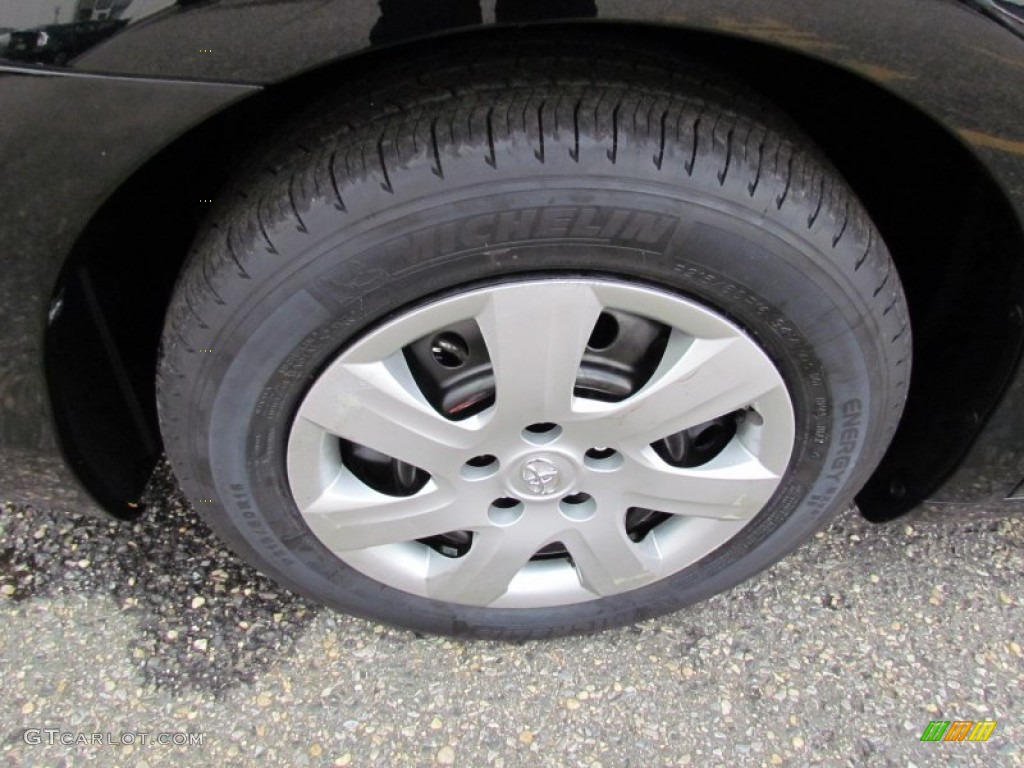 2010 Camry LE - Black / Ash Gray photo #7