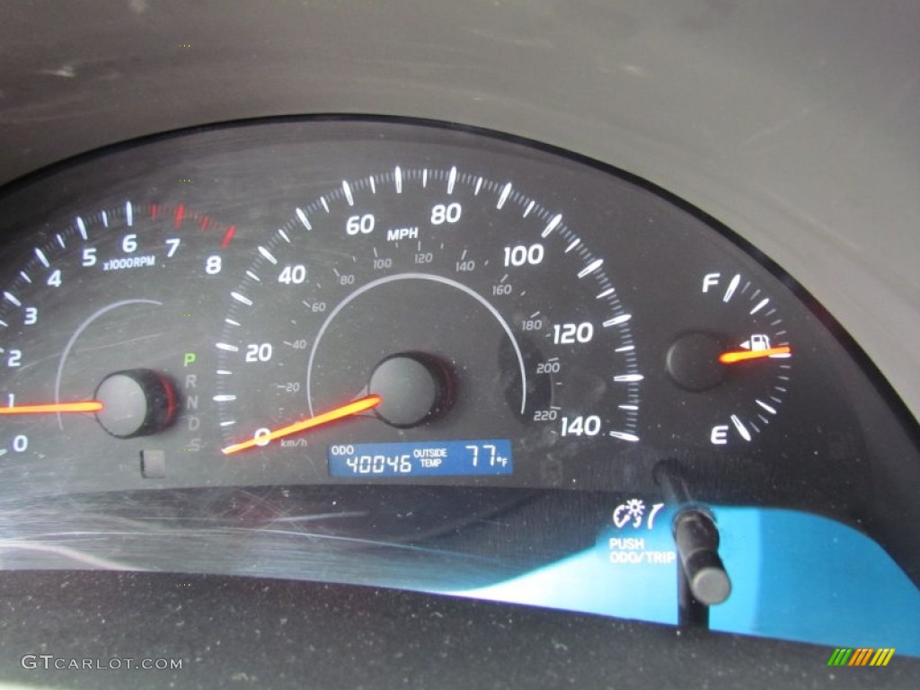 2010 Camry LE - Black / Ash Gray photo #15