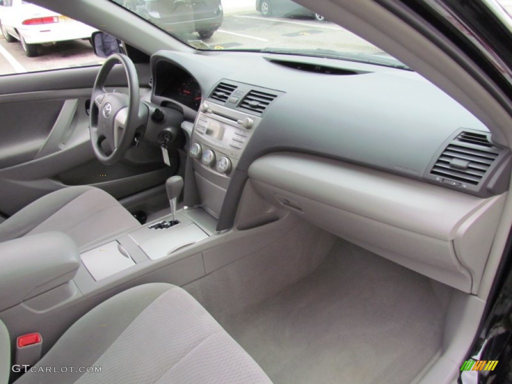2010 Camry LE - Black / Ash Gray photo #25