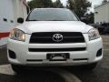 Super White - RAV4 4WD Photo No. 2