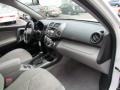 Super White - RAV4 4WD Photo No. 26