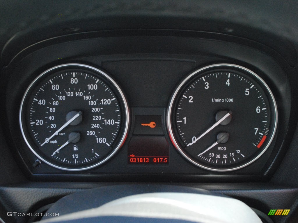 2009 3 Series 328i Sport Wagon - Alpine White / Black photo #18